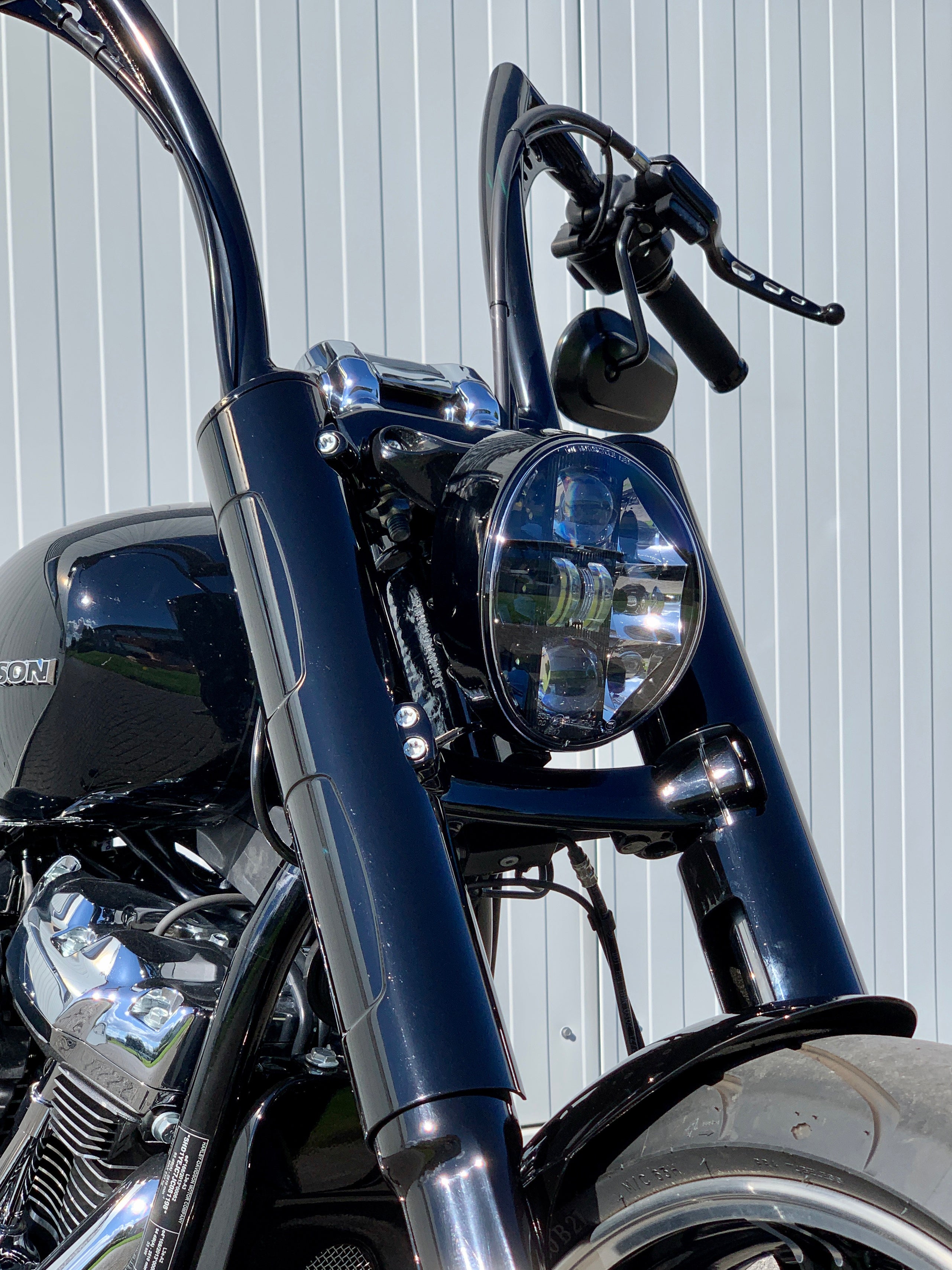 K46660 Kodlin Front End Cover for M8 Softail Breakout FXBR / FXBRS models 2018-2022 on bike, black