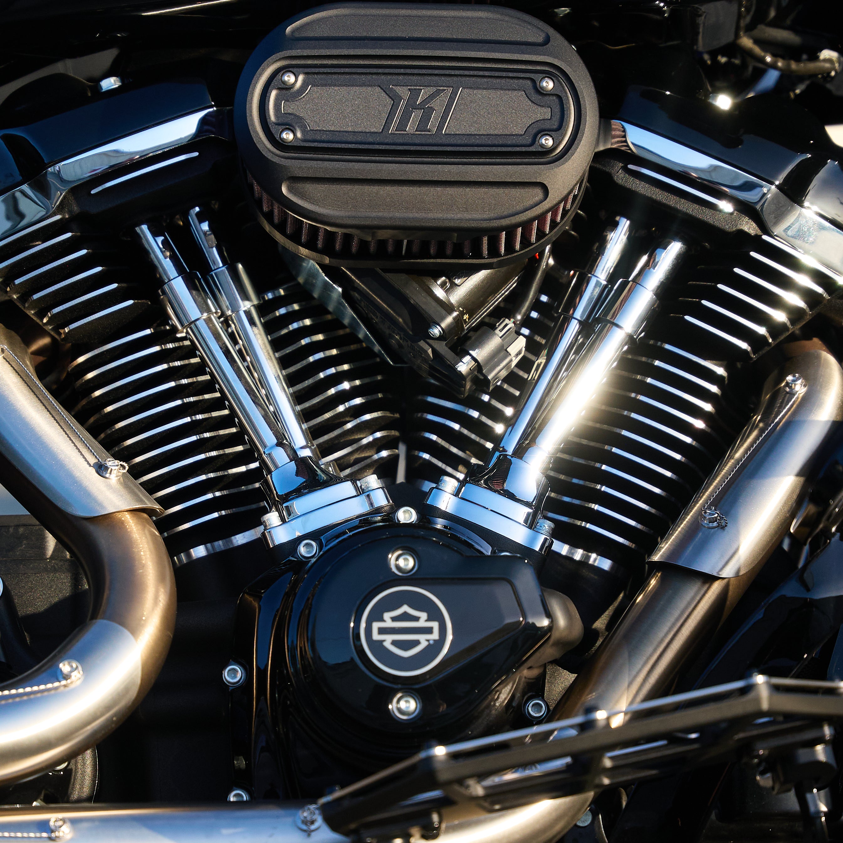 Air cleaner for 2024 CVO Road Glide ST FLTRXSTSE models, 2023-2024 CVO Street Glide and Road Glide FHLXSE / FLTRXSE models