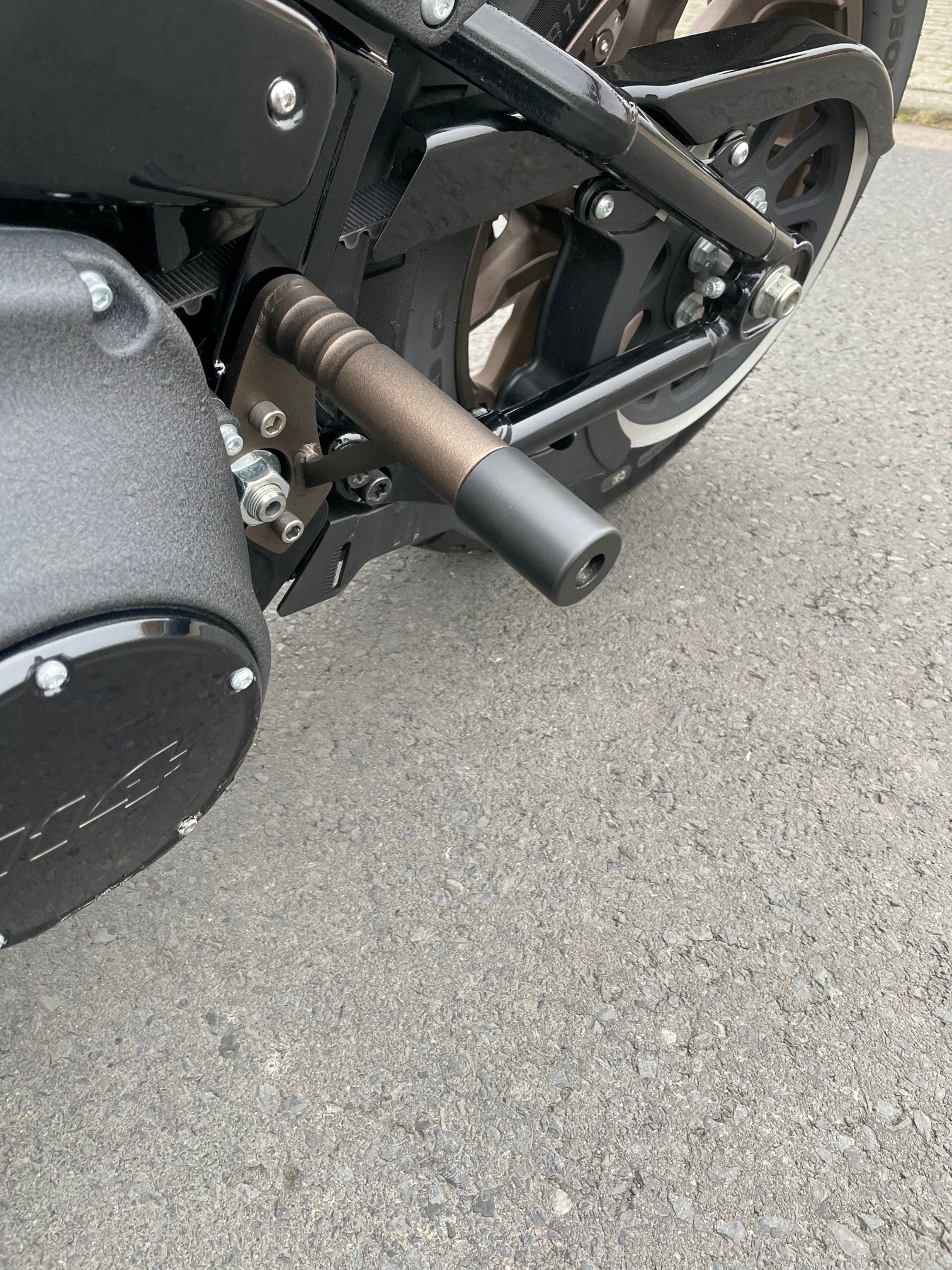 Kodlin Milwaukee Eight Softail Rear Guards - Bronze