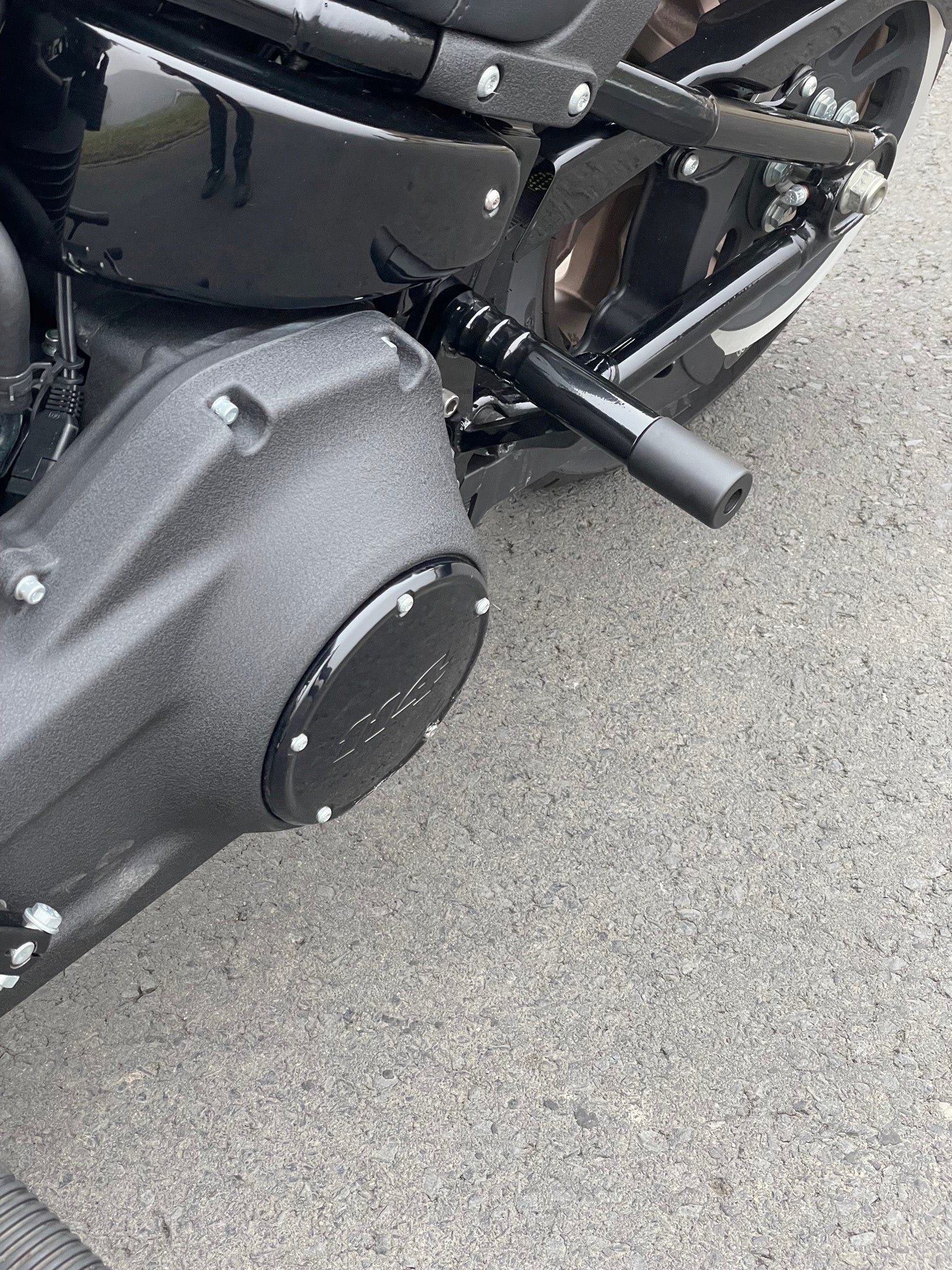 Kodlin M8 Softail Rear Guards - Black. Fits Lowrider, Lowrider S, Lowrider ST, Street Bob, Fat Bob, Sport Glide, Softail Standard