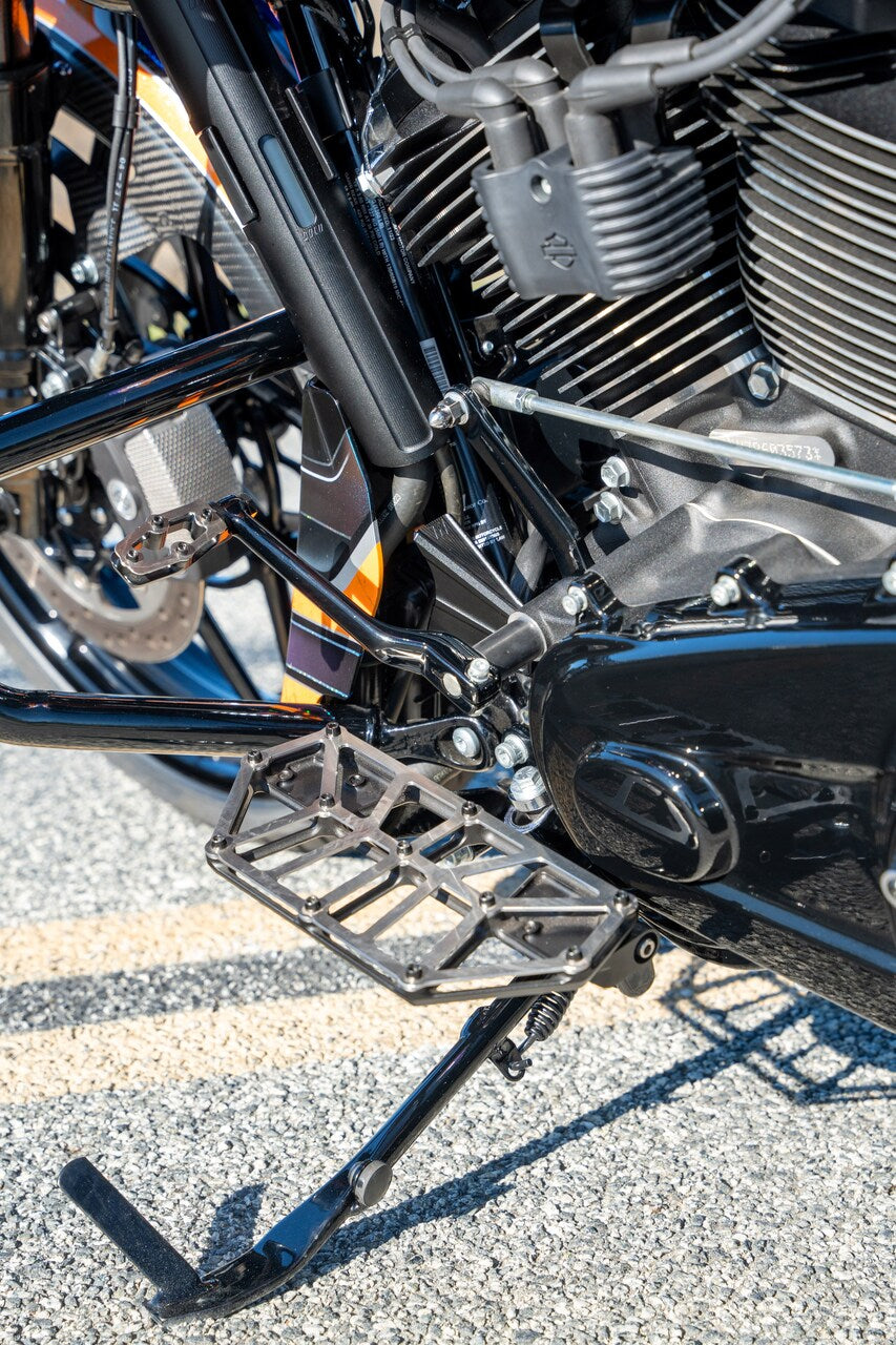 FLHXSE Street Glide CVO Models MY23.5-2
FLHXU Street Glide Ultra Models MY25
FLTRX Road Glide Models MY24-25
FLTRXSE Road Glide CVO Models MY23.5-25
FLTRXSTSE Road Glide ST CVO Models MY24-25