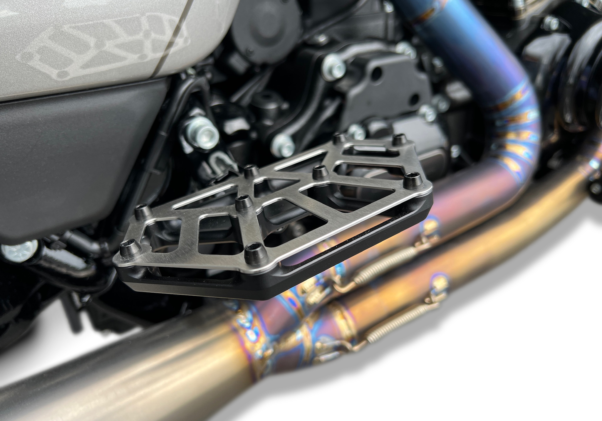 Available for Touring bikes, Softail, Sportster, Pan-America