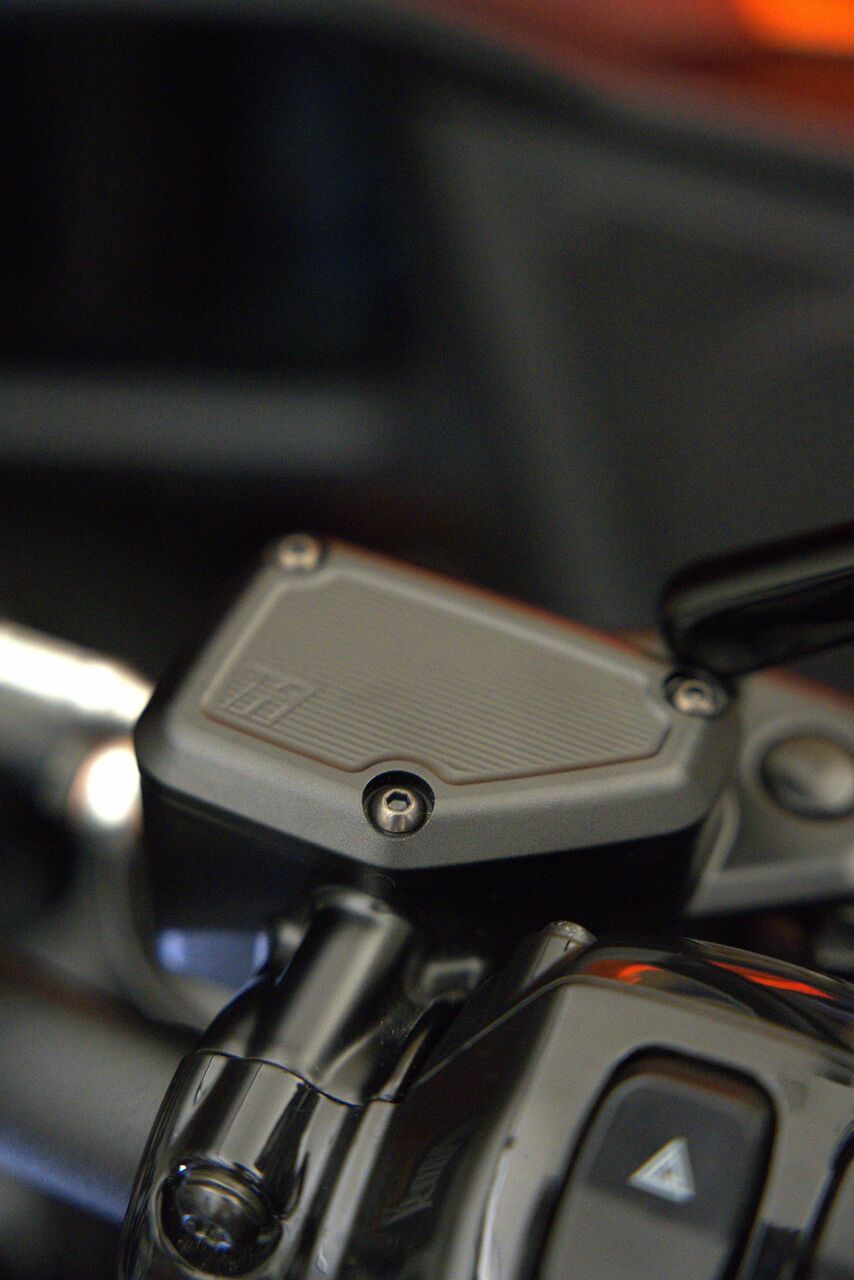 FLHX Street Glide Models MY24-25
FLHXSE Street Glide CVO Models MY23.5-25
FLHXU Street Glide Ultra Models MY25
FLTRX Road Glide Models MY24-25
FLTRXSE Road Glide CVO Models MY23.5-25
FLTRXSTSE Road Glide ST CVO Models MY24-25